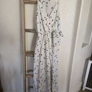 Chic Black and White Maxi Dress